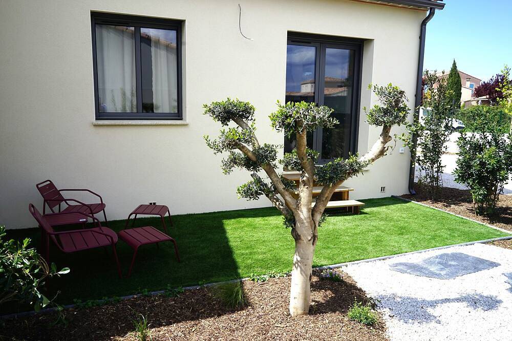 Cosy new house in Provence, terrace in Piolenc, Vaucluse