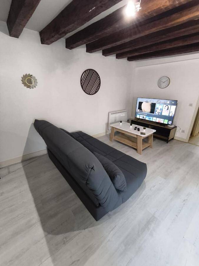 Gîte pour 4 personnes dans Vatan - 2
