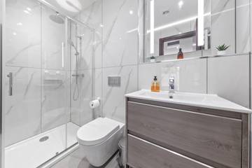 Glamping for 2 People in London, South East England, Photo 4