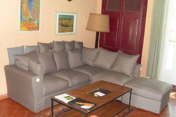 Location De Vacances pour 4 Personnes dans Arles, Parc naturel régional de Camargue, Photo 4