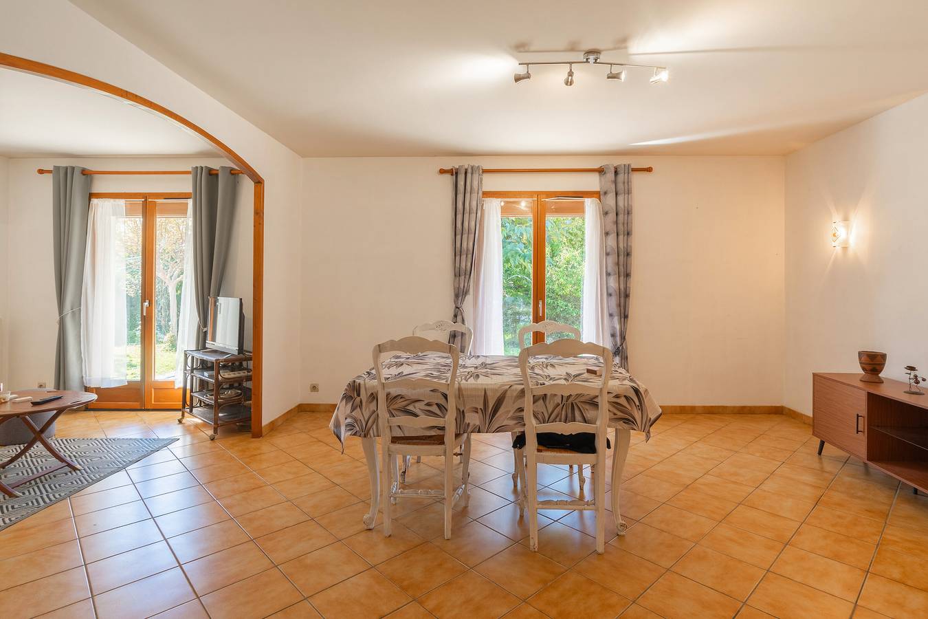 Maison de vacances 'Maison De Famille' avec terrasse privée et jardin privé in Saintes, Région de Saintes