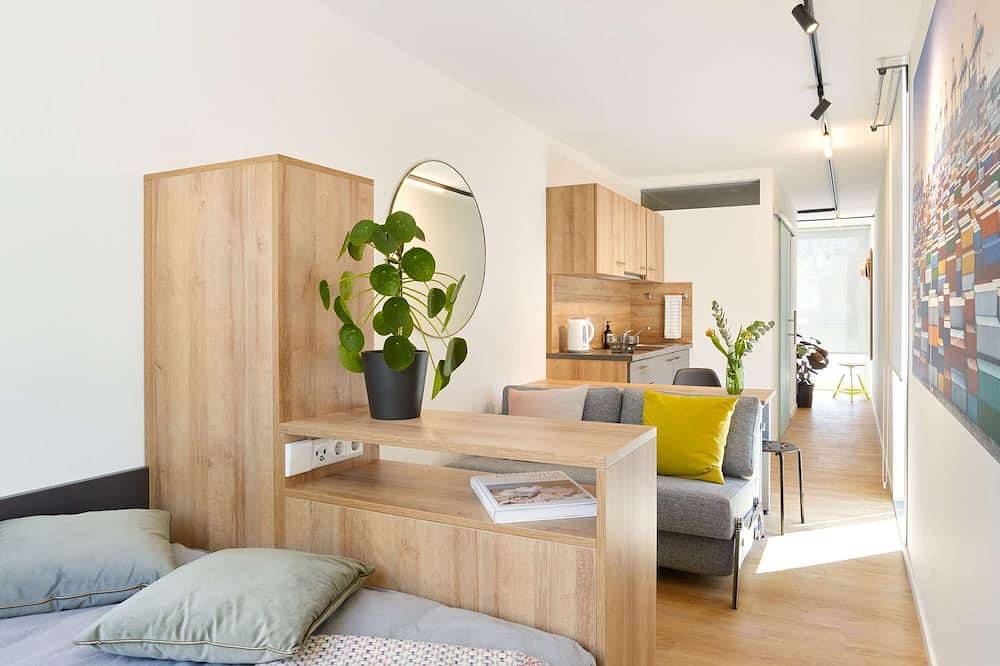 Modern ausgebauter Überseecontainer als Tiny House in Wertheim, Taubertal