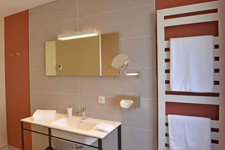 Gîte pour 2 personnes, avec piscine à Les Mesneux - 4