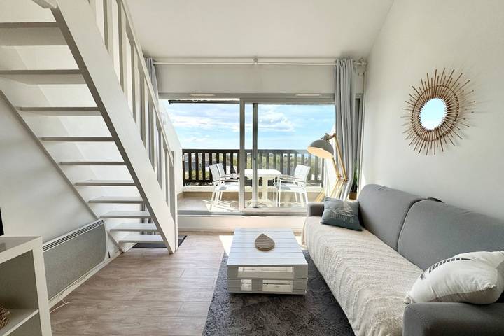 Appartement entier, Superbe appartement duplex - Vue mer - Piscine in Guidel, Côte des Mégalithes