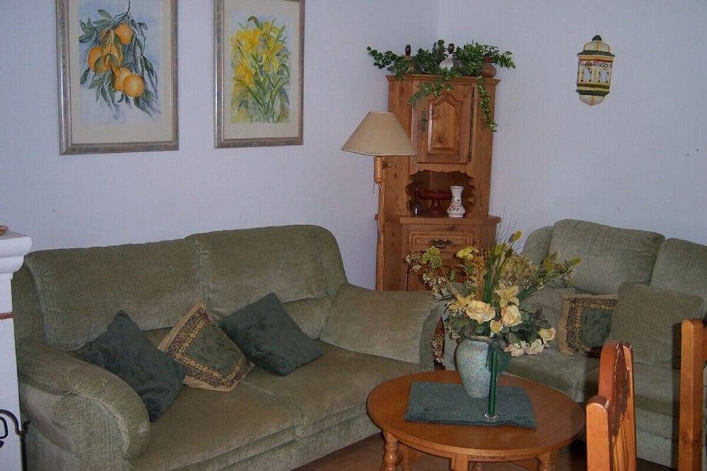 Casa rural en parque con piscina comunitaria in Villaricos, Cuevas del Almanzora