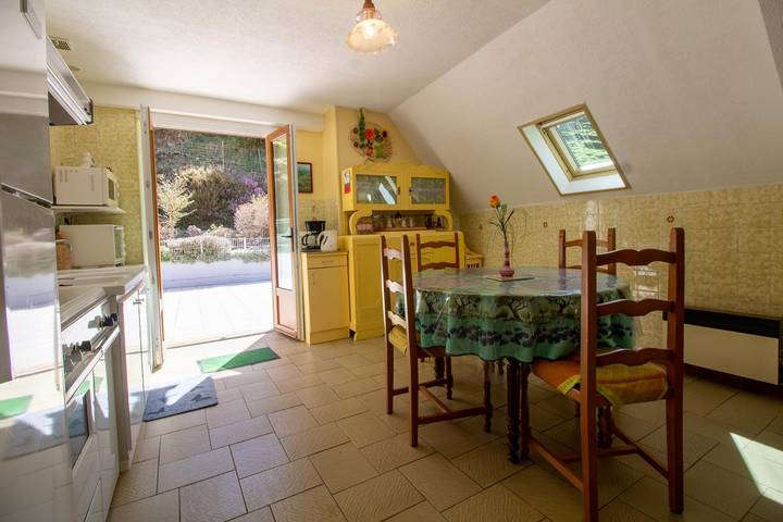 Gîte pour 4 personnes, avec jardin à Estaing - 2