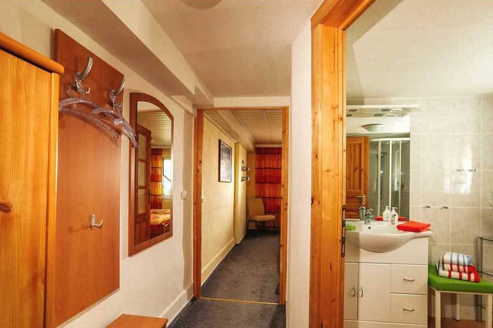 Ganze Wohnung, Ferienwohnung Wiesenblick in Bützow, Mecklenburgische Seenplatte