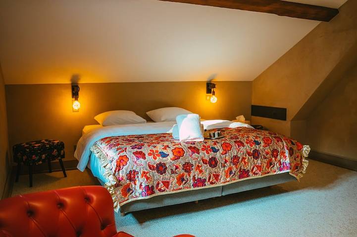 Location de vacances pour 2 personnes, avec balcon ainsi que jardin et jacuzzi à Guebwiller - 2