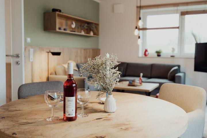 Ferienwohnung für 5 Personen, mit Balkon in Hooksiel - 2