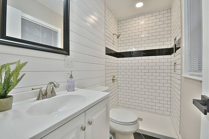 Vacation rental for 8 people, with terrace and yard in Knoxville