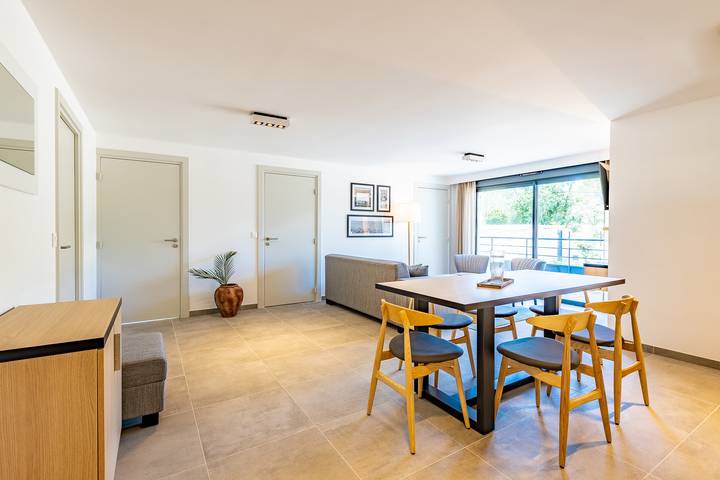 Gîte pour 6 personnes, avec piscine ainsi que balcon et jardin, adapté aux familles à Vence - 2