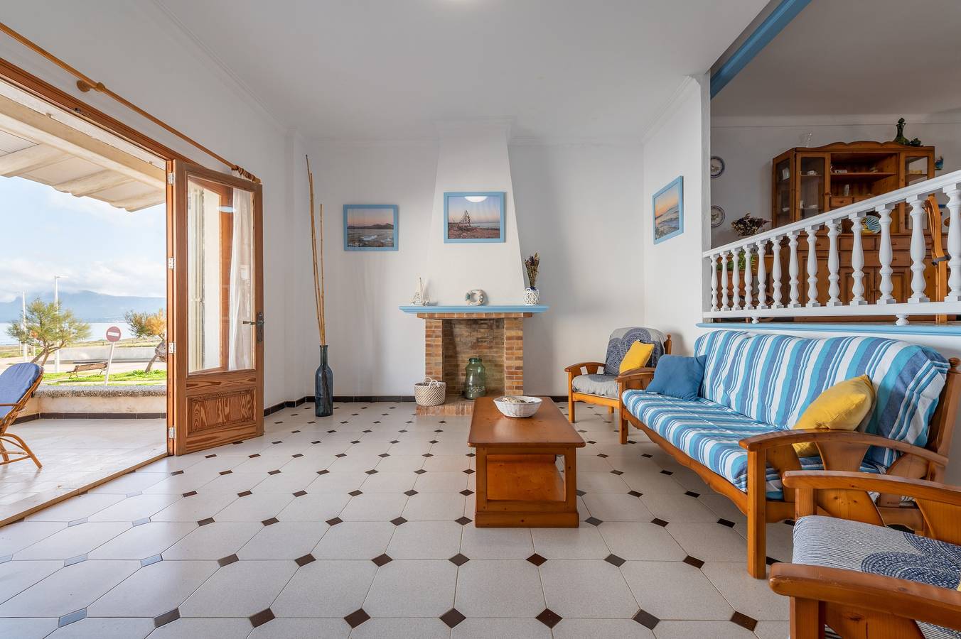 Appartement avec emplacement central à quelques pas de la plage avec Wi-Fi et terrasse. in Playa Son Serra de Marina, Santa Margalida