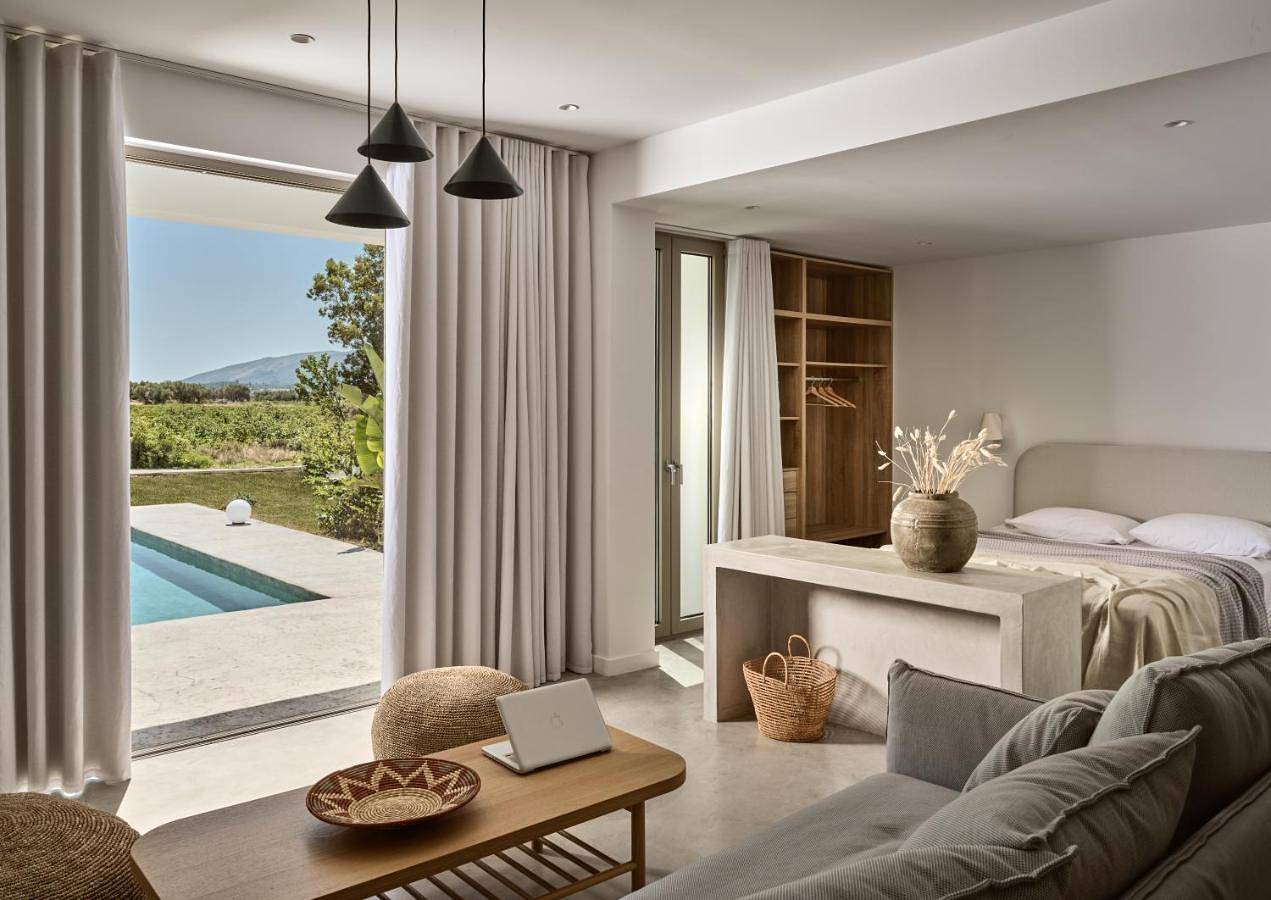 Azera Suites in Katastari, Alykes