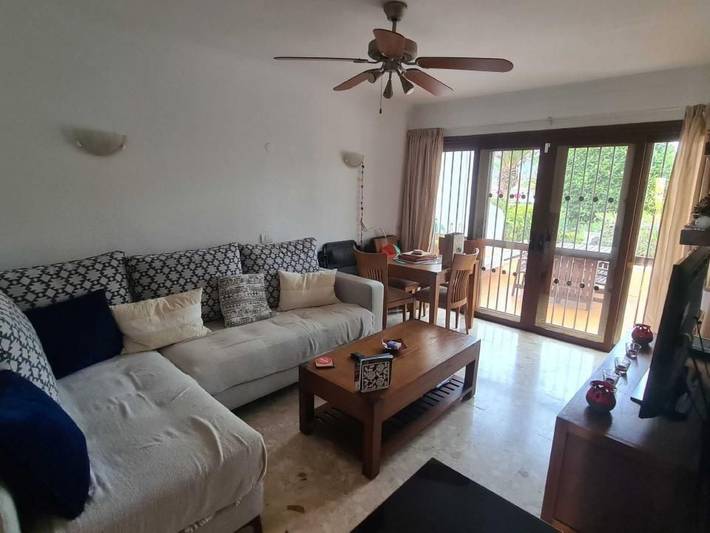 Holiday rental for 4 people, with Terrace and Garden as well as Pool in Amarilla Golf