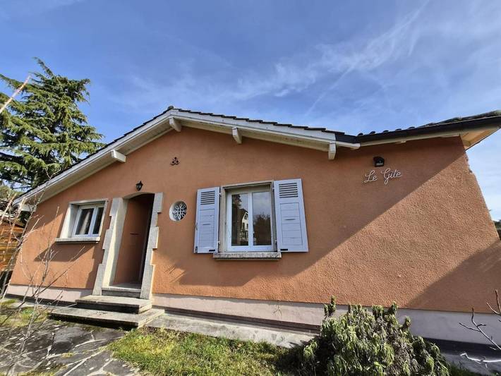 Location de vacances pour 7 personnes, avec vue ainsi que vue sur le lac et jardin, animaux acceptés à Pully - 2