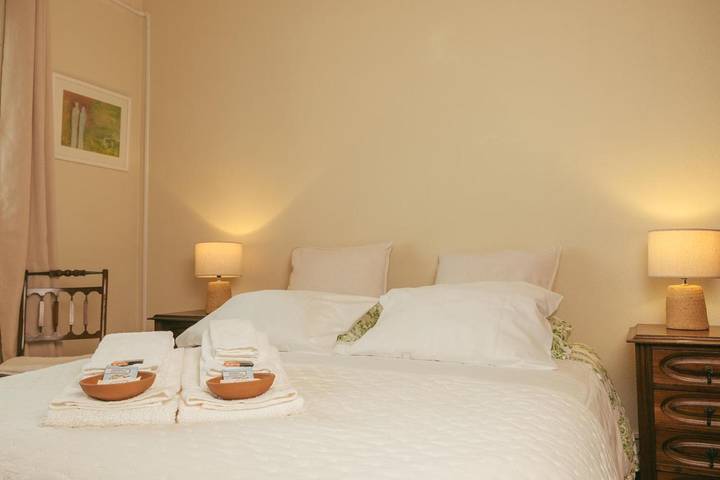 Location de vacances pour 5 personnes, avec jardin ainsi que piscine et vue à Abrantes - 2