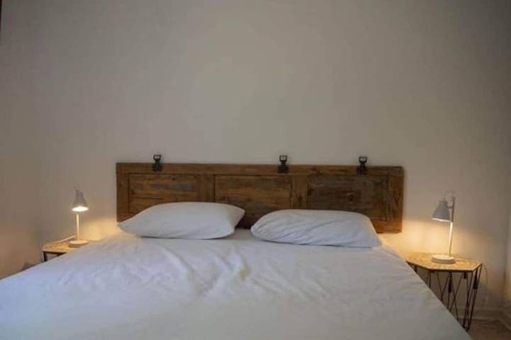 Location de vacances pour 8 personnes, avec terrasse et jardin, animaux acceptés à Vachères - 2