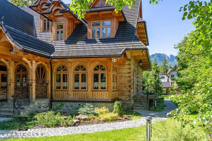 Willa dla 19 osób, z Jacuzzi i Taras oraz Ogród i Sauna w Zakopane