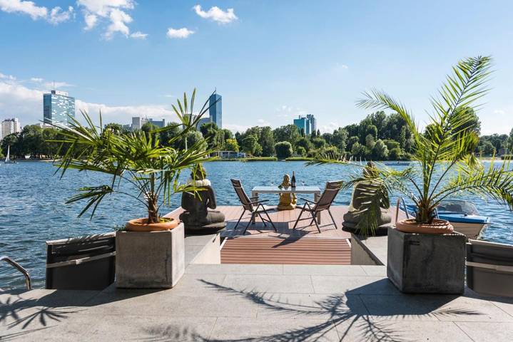 Ferienwohnung für 2 Personen, mit Balkon und Terrasse sowie Pool und Seeblick in Wien - 3