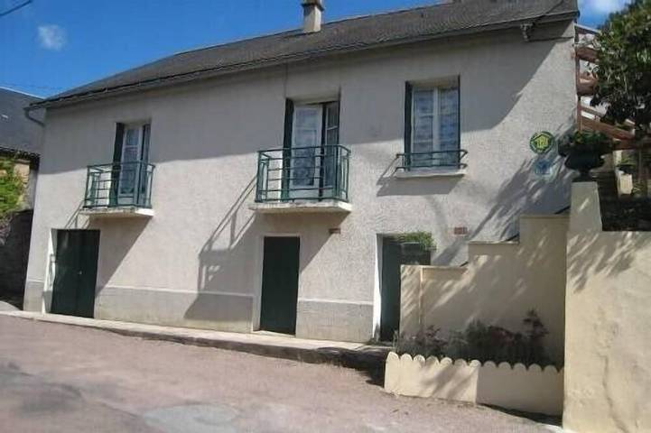 Gîte pour 6 personnes, avec balcon et jardin