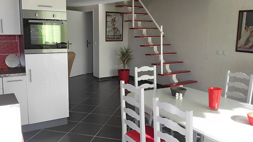 Gîte pour 6 personnes, avec terrasse et jardin à Chabeuil - 4