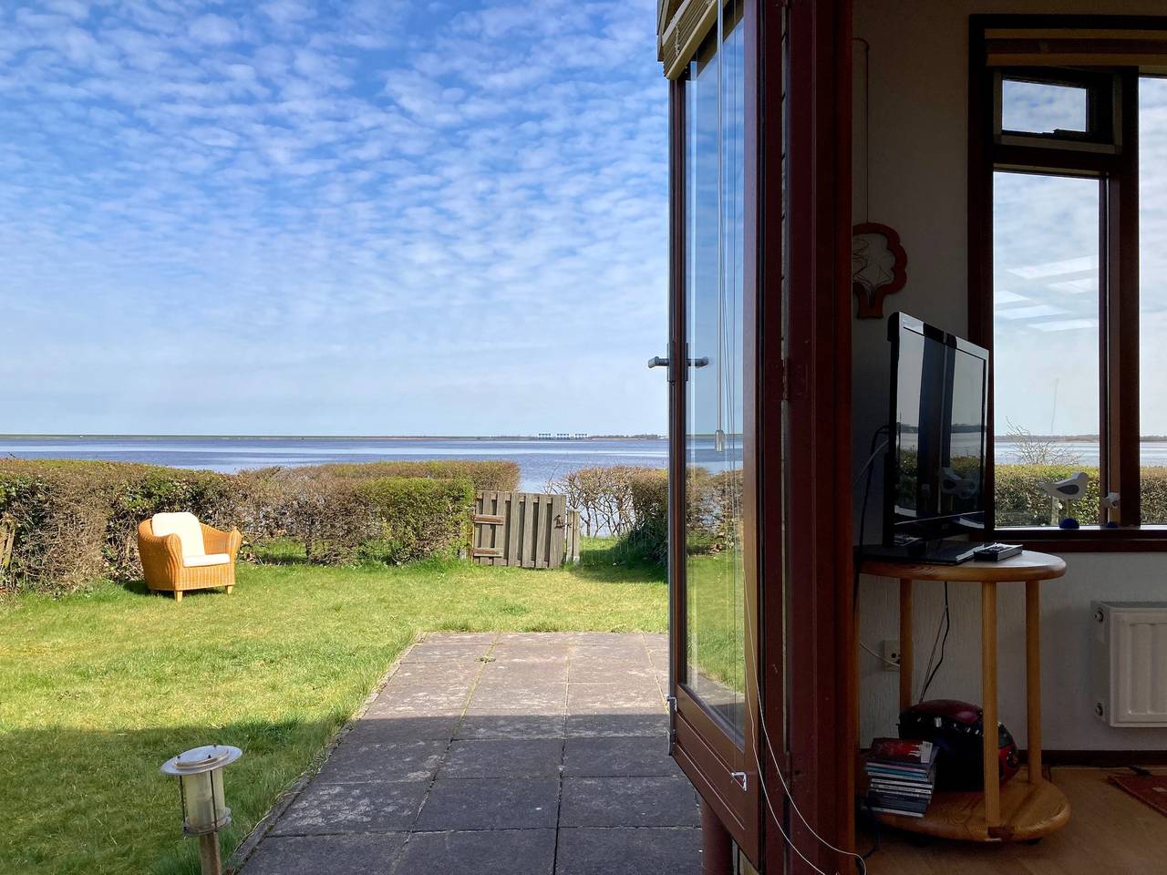 Haus Sonnenschein mit Blick auf das Lauwersmeer, Ufergrundstück Infrarotsauna in Oostmahorn, Lauwersmeer