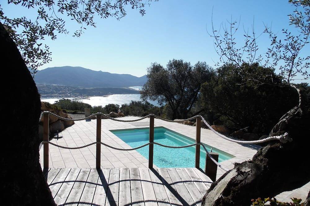 Villa pour 10 Personnes dans Olmeto, Arrondissement de Sartène