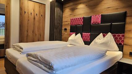 Chalet für 20 Personen in Aschau im Zillertal, Zillertal, Bild 2