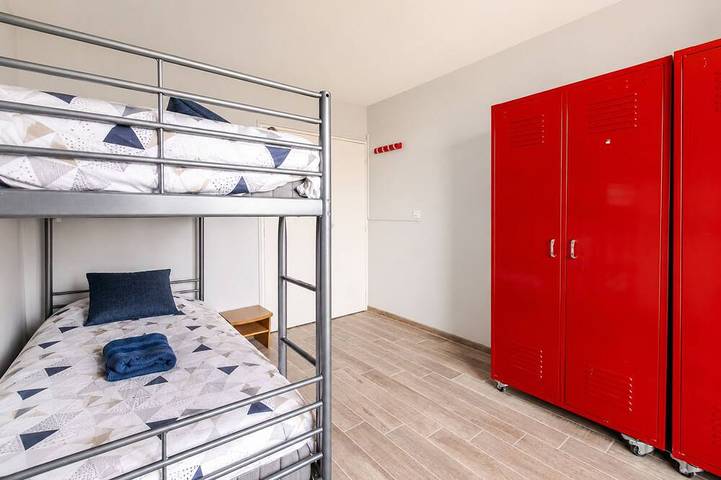 Appartement entier, Appartement avec vue sur La Tour Eiffel entre Paris et Disneyland in Noisy-le-Grand, Seine-Saint-Denis