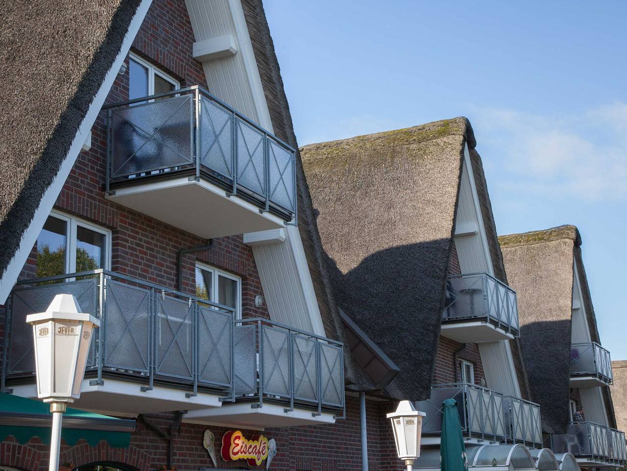 Ganze Ferienwohnung, Seepark Burhave / Reetdachhaus 2 - Rdh-2.02, 4 Pers., ca. 49 qm in Burhave, Butjadingen