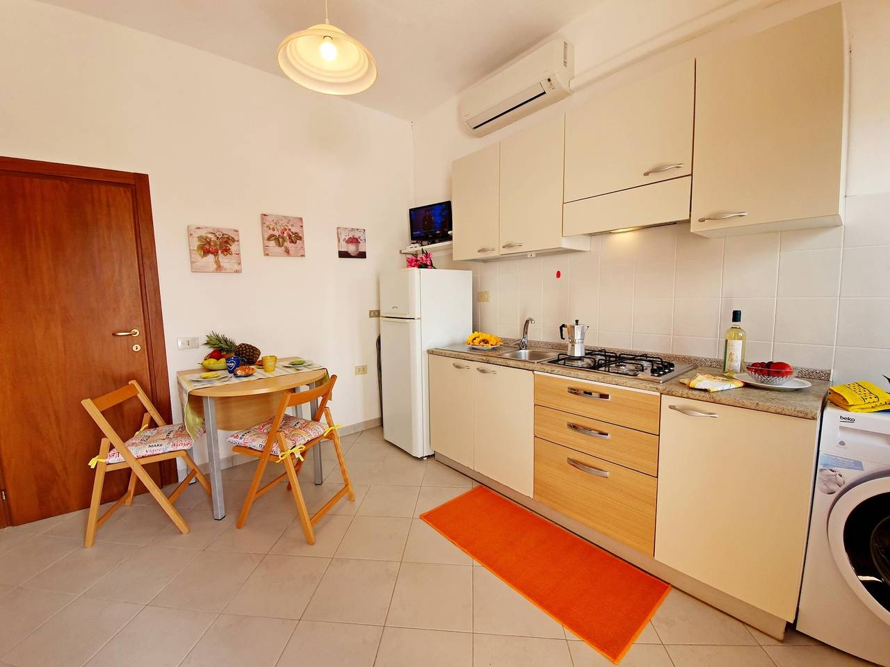 Appartamento intero, Appartamento per vacanze "La Bouganville" con aria condizionata e terrazza in Capoliveri, Isola d'Elba