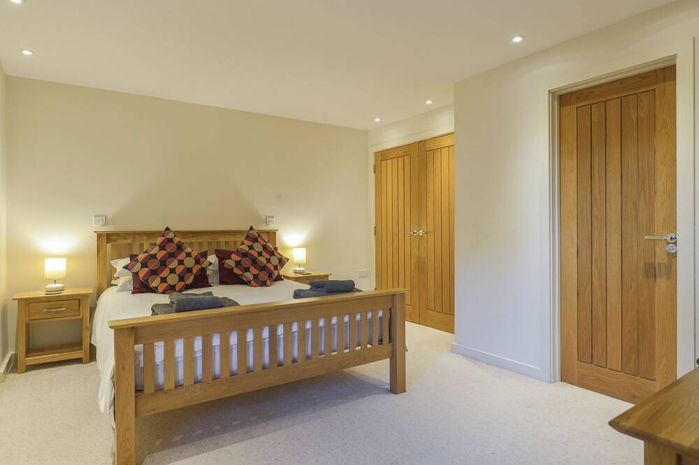 Old Armoury Barn, character holiday cottage in Ashburton in Ashburton, Dartmoor