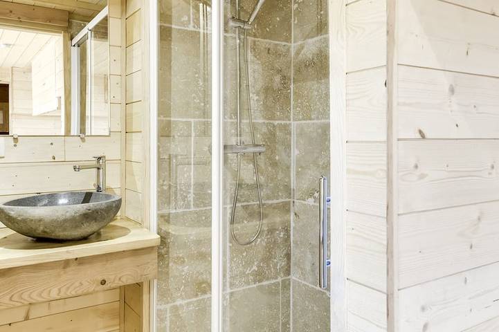 Chambre d’hôte pour 2 personnes, avec terrasse et jacuzzi à Sorgues - 4