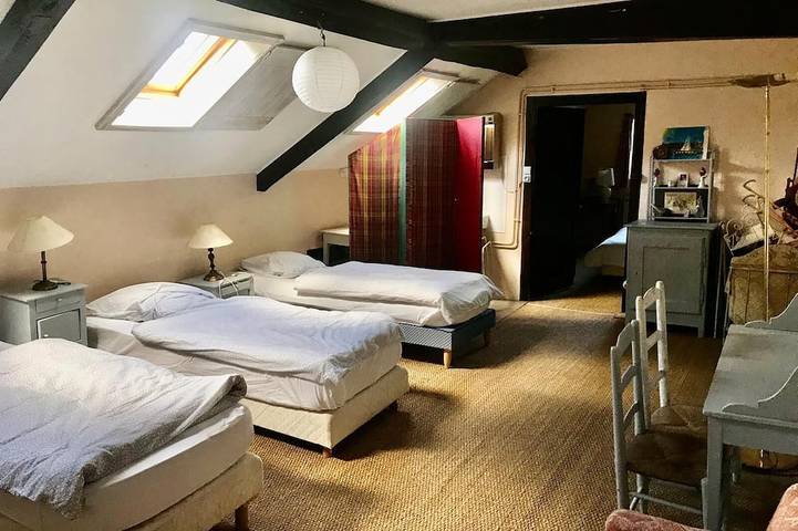 Location de vacances pour 30 personnes, avec jardin à Parcé-sur-Sarthe - 2