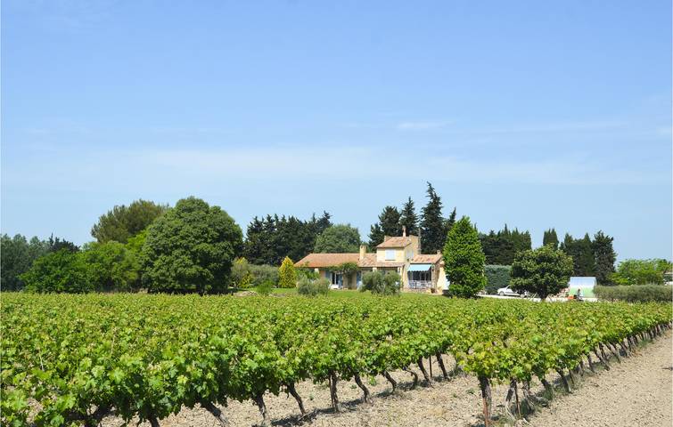 Provence Wohnung: Pool, Garten, Parkplatz & WiFi! in Lançon-Provence, Mittelmeerküste (Frankreich)