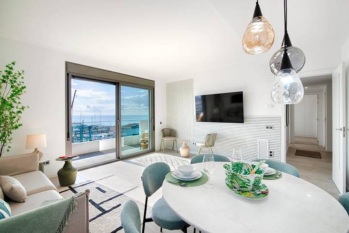 Gîte pour 6 personnes, avec terrasse ainsi que piscine et vue à Badalona - 3