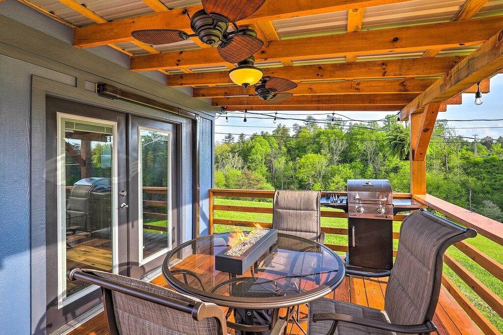 Ganze Wohnung, Studio w/ Loft, Hot Tub & Views in Marshall! in Madison County (NC)