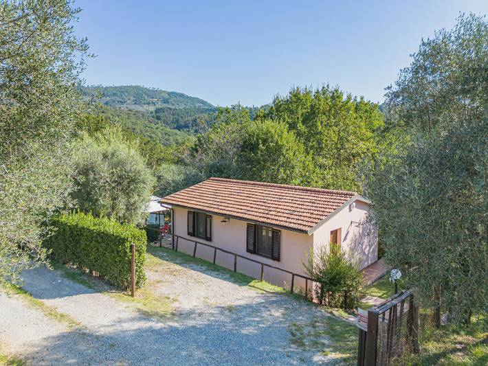 Feriehus for 4 personer, med Terrasse og Hage i Lucca