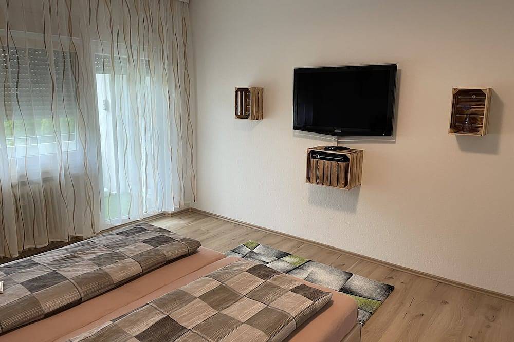 Ganze Wohnung, Schön Eingerichtete Ca.85 qm Große Ferienwohnung in Bad Karlshafen, Hessisches Bergland