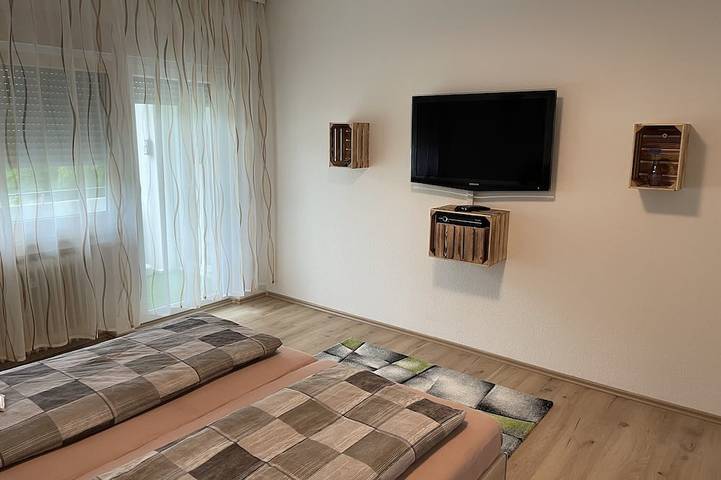 Ganze Wohnung, Schön Eingerichtete Ca.85 qm Große Ferienwohnung in Bad Karlshafen, Hessisches Bergland