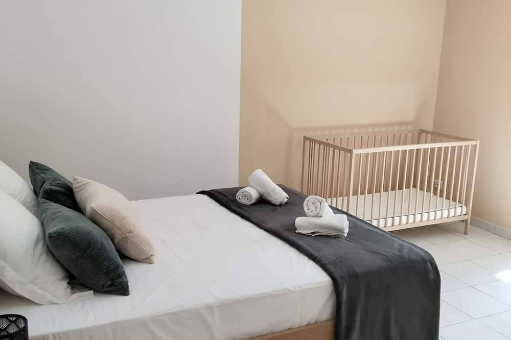 New: Emma's house in Carpentras, Parc naturel régional du Mont-Ventoux