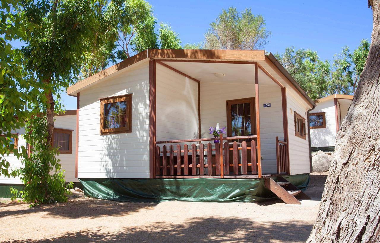 Camping Village Capo d'Orso Baia Lux für 5 Personen in Le Saline, Palau (Sardinien)