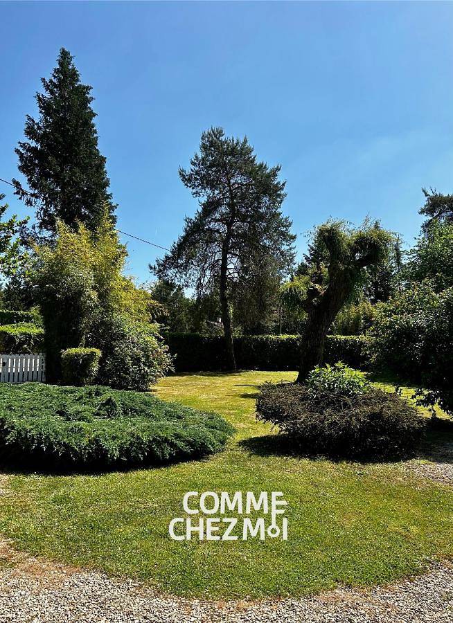 Location de vacances pour 12 personnes, avec vue ainsi que piscine et jardin, animaux acceptés à Louvemont - 2