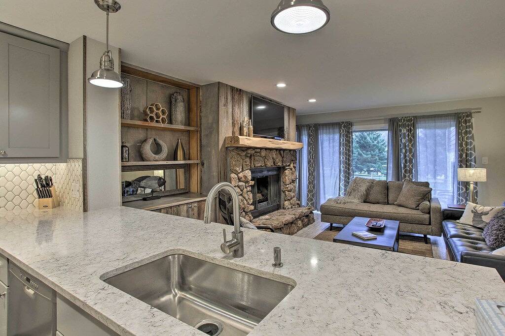 Ganze Wohnung, Neu! Avon Condo - 5 Minuten zum Beaver Creek Resort in Avon, Beaver Creek