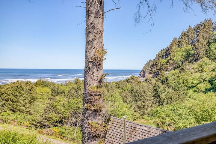 Vacation house for 8 people, with balcony, with pets in Oregon Coast