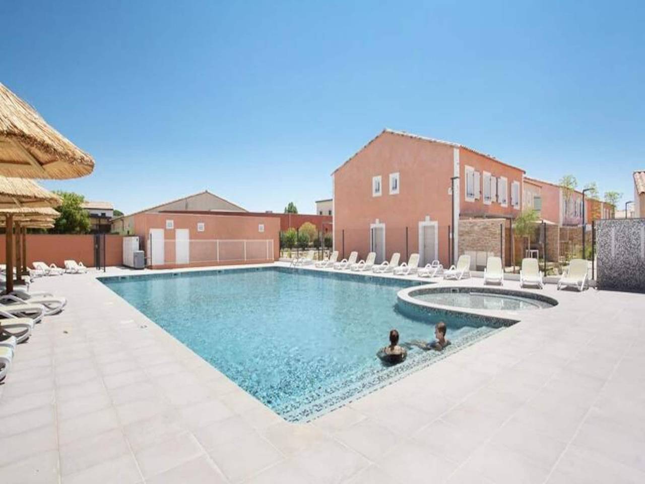 Appartement entier, Appartement 2 Pi√®ces Cabine 6 Personnes in Aigues-Mortes, Côte d'Améthyste