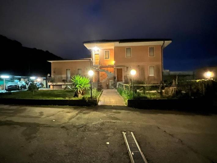 Appartement de vacances pour 6 personnes, avec vue et jardin