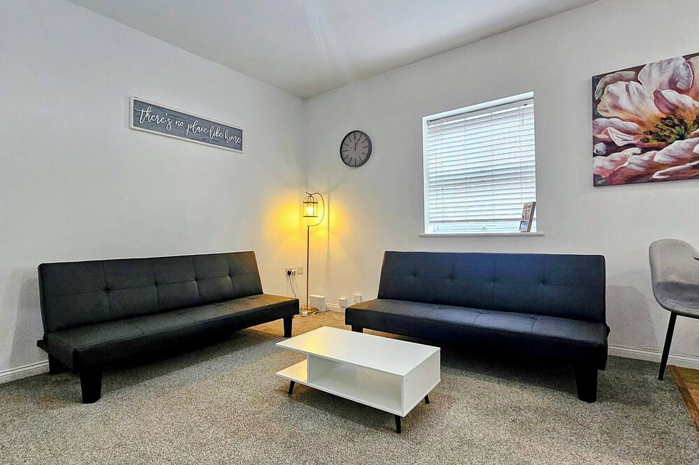 Central Watford Flat | 5 Mins to Station | Fast Wifi in Watford, Hertfordshire