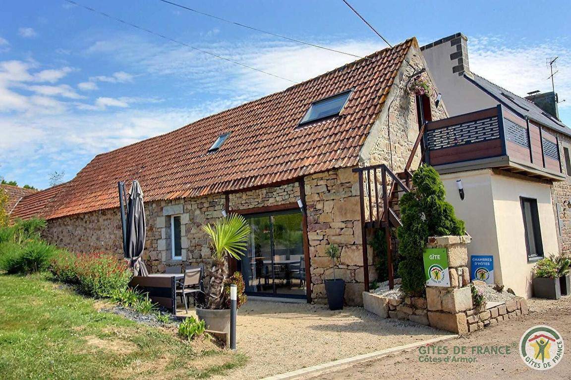 Chambre d'hôtes de Kergomar - Chambre de Kergomar in Ploumilliau, Ceinture Dorée