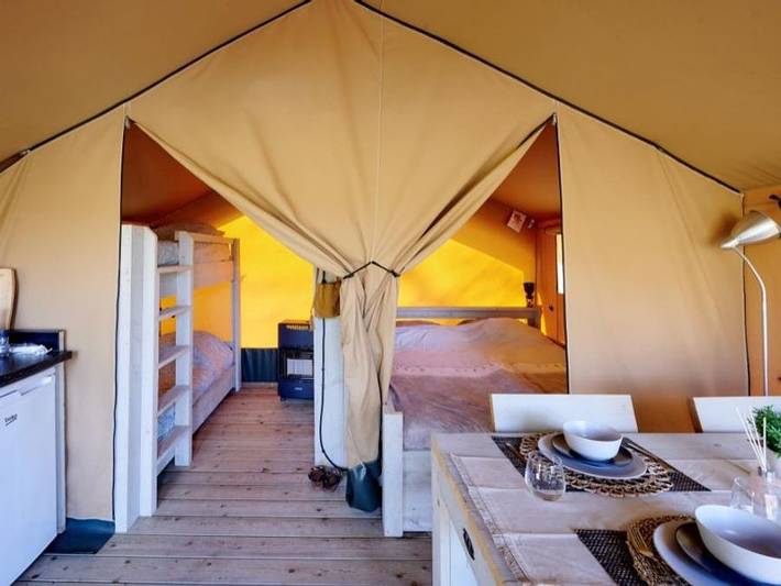 Tente pour 4 personnes, avec bassin pour enfant, animaux acceptés en Cotes-d'Armor - 3